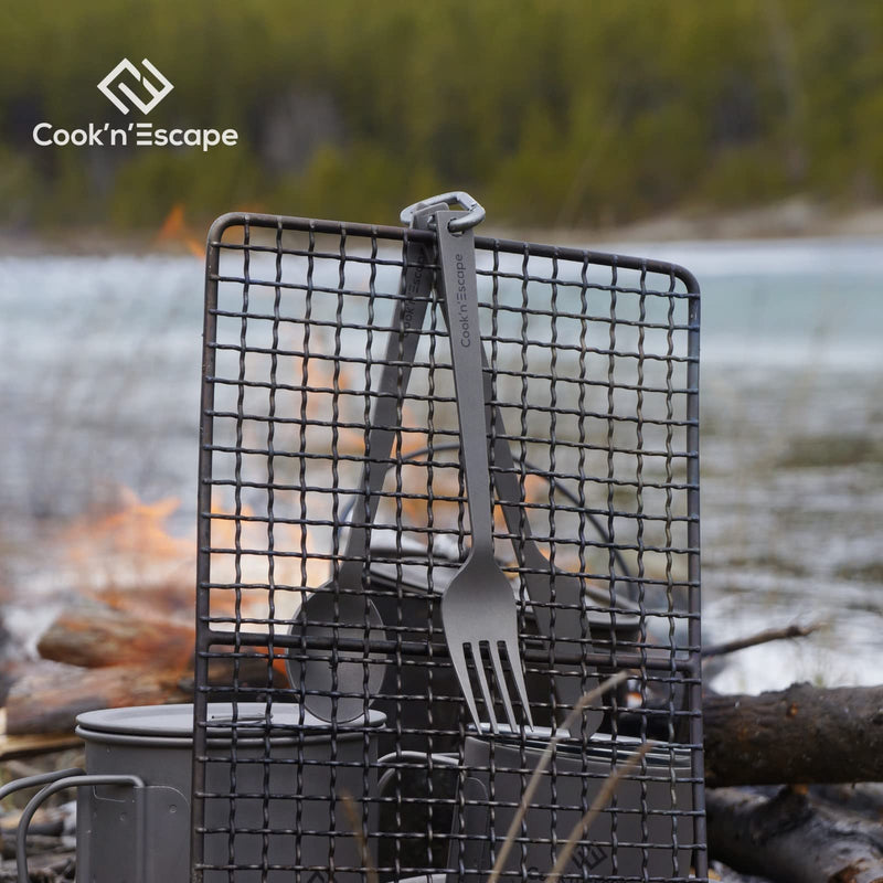 Load image into Gallery viewer, Cook&#39;n&#39;Escape 3-Piece multi-function Titanium durable Cutlery Set
