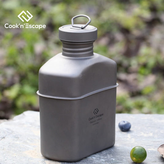 Cook'n'Escape Titanium Canteen, 3.3 gal (1 L)