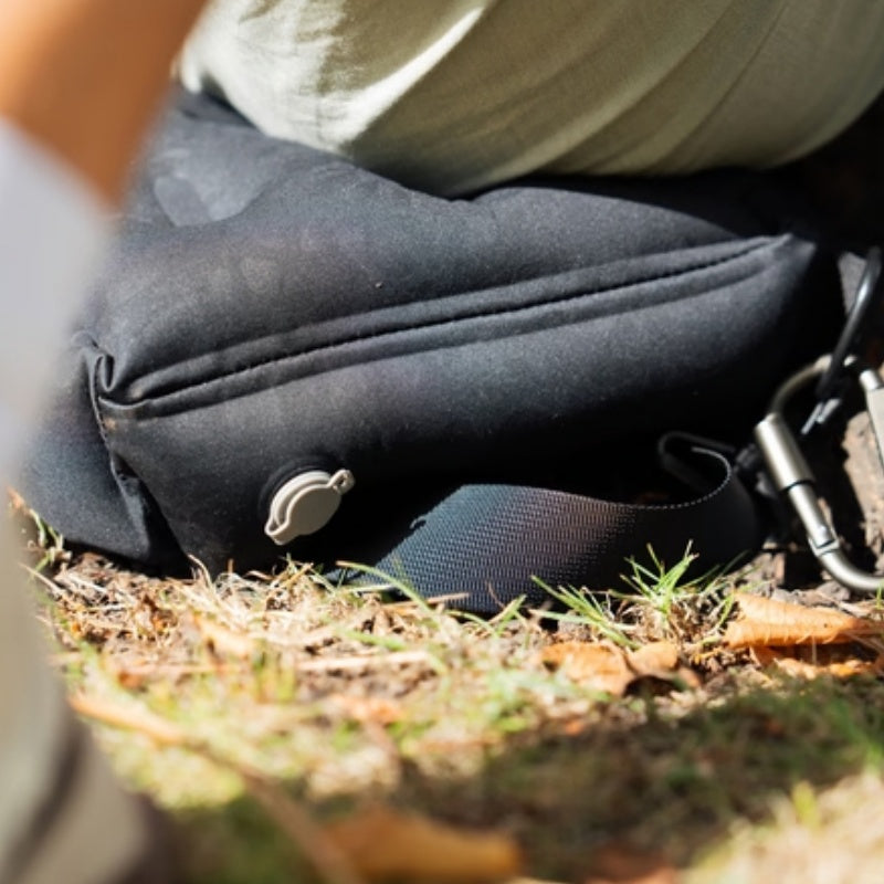 Load image into Gallery viewer, ATEPA Cloud AirBag 4-in-1 Inflatable Messenger Bag
