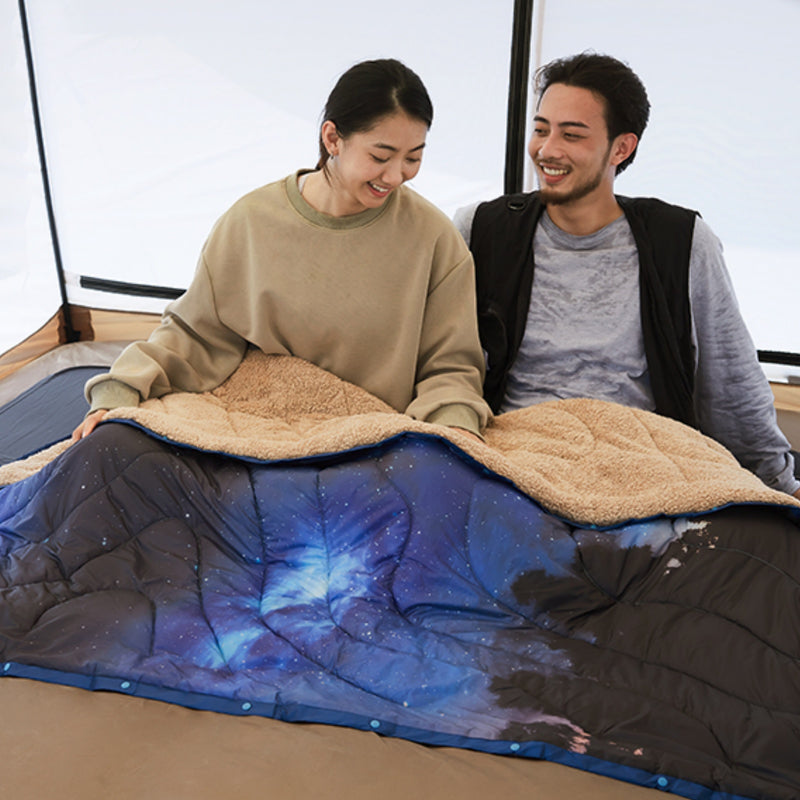 Load image into Gallery viewer, KingCamp Boho Printed Wearable Camping Blanket Starry Night Large Sherpa &amp; Water-Resistant Picnic Blanket for Outdoor Concerts, Beach &amp; Travel
