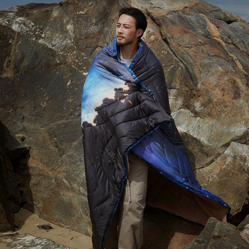 Load image into Gallery viewer, KingCamp Boho Printed Wearable Camping Blanket Starry Night Large Sherpa &amp; Water-Resistant Picnic Blanket for Outdoor Concerts, Beach &amp; Travel
