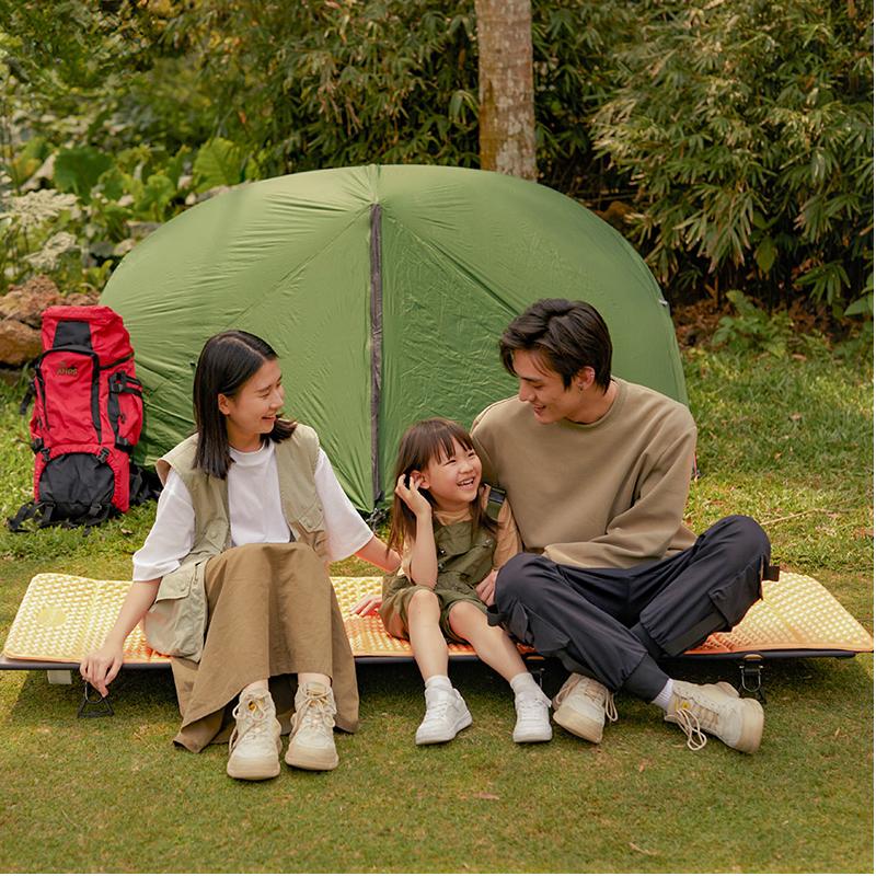 Load image into Gallery viewer, KingCamp Ultralight IXPE Foam Sleeping Pad Orange Comfort Backpacking
